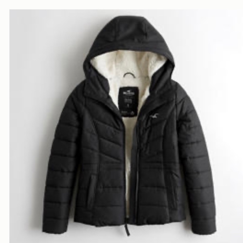 HOLLISTER puffer jacket